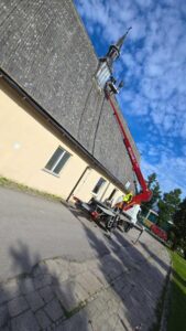 Prace z wykorzystaniem zwyżki Świętokrzyskie